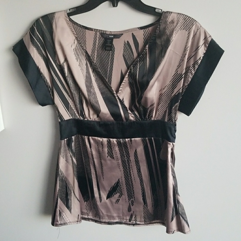 H&M v-neck top